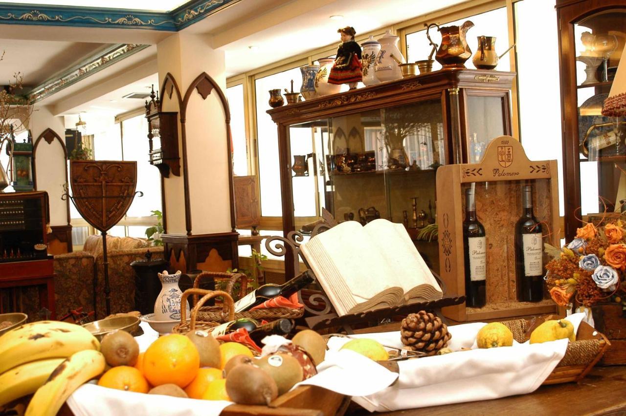 Hotel Julia اراندا دي دويرو الغرفة الصورة